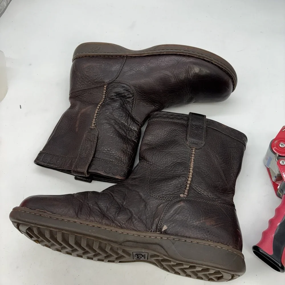 Ugg Men's Newbreak Black Leather Tall Biker Ridding Boots Model 3036 Size 7.5